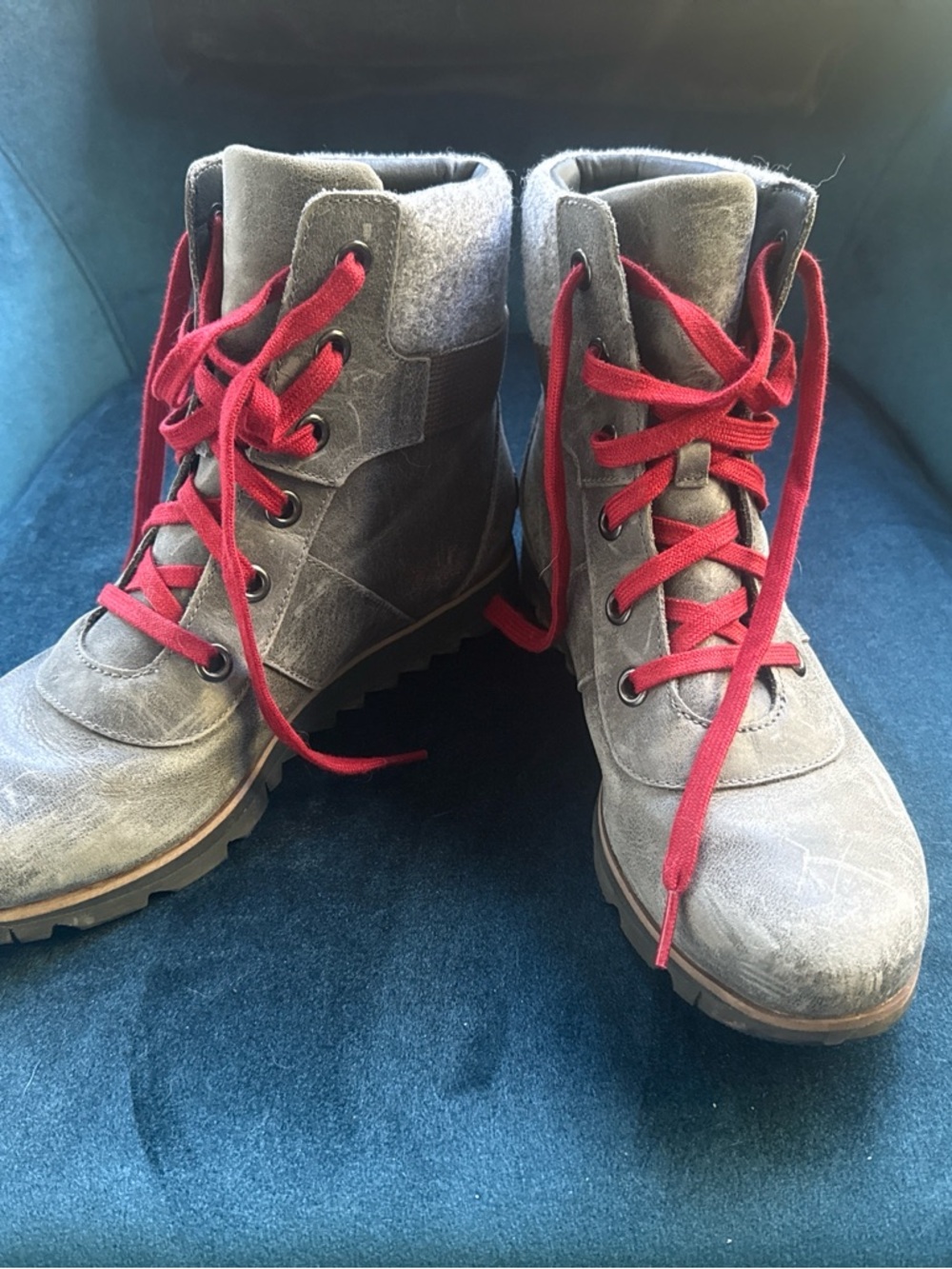 Sorel Gray Suede Lace-Up Ankle Boots with Red Laces